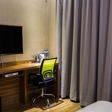 Guangzhou Hengchao Holiday Hotel Exterior photo